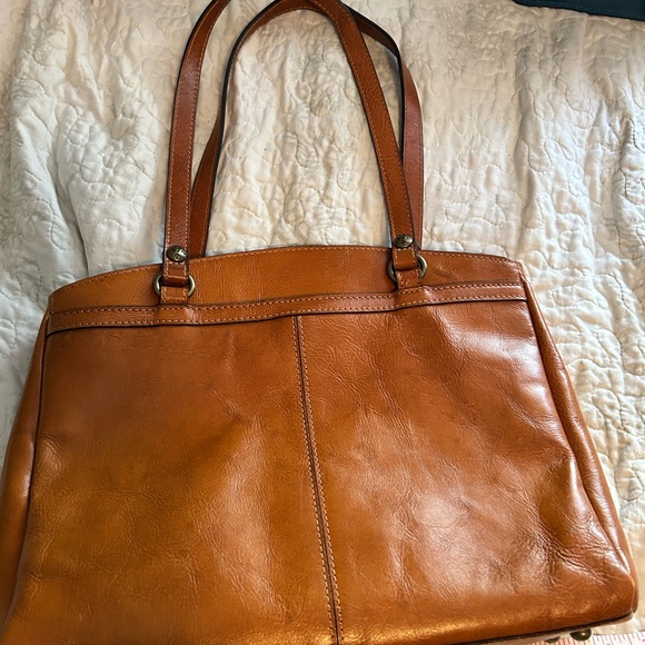 Patricia Nash Tan Embossed Leather Shoulder Bag - Picture 2 of 4
